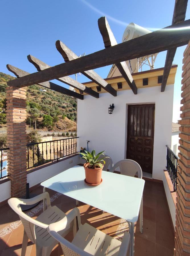 Casita Jade Villa Sayalonga Exteriör bild